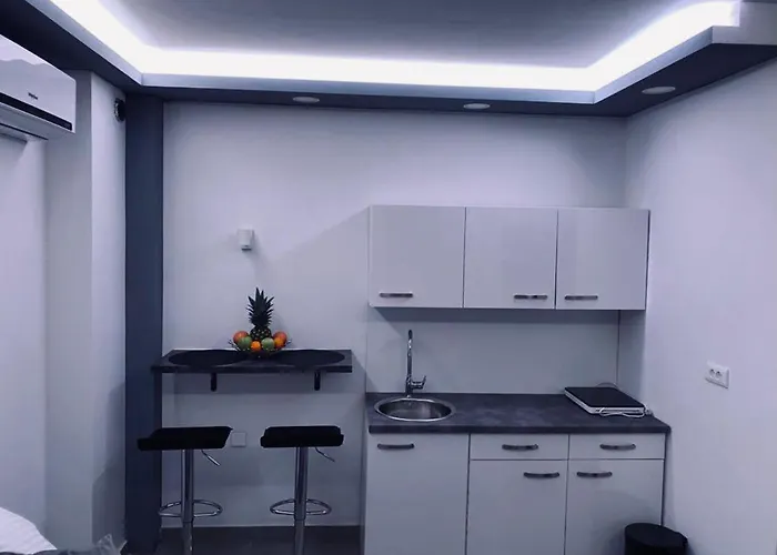 Jacuzzi Apartment Code 96