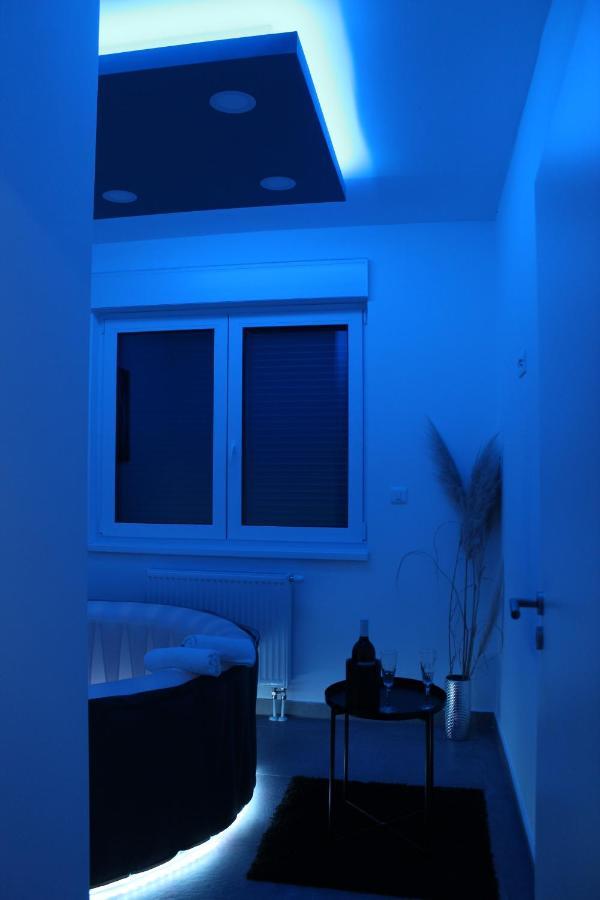Jacuzzi Code 96 * Zagreb